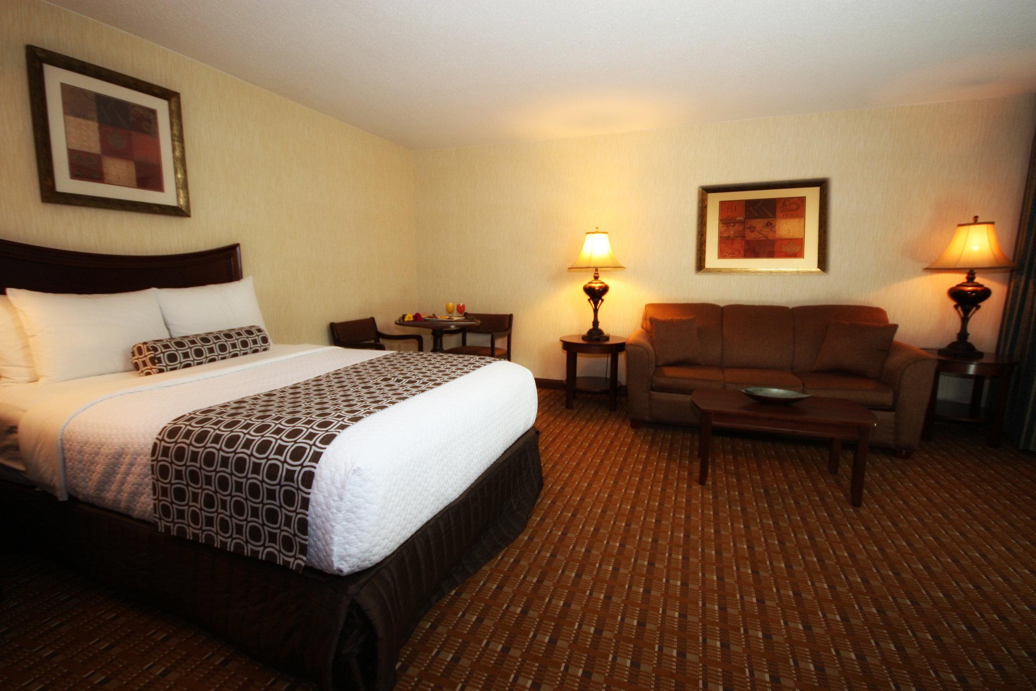 Отель Crowne Plaza Chicago-Northbrook By Ihg Экстерьер фото