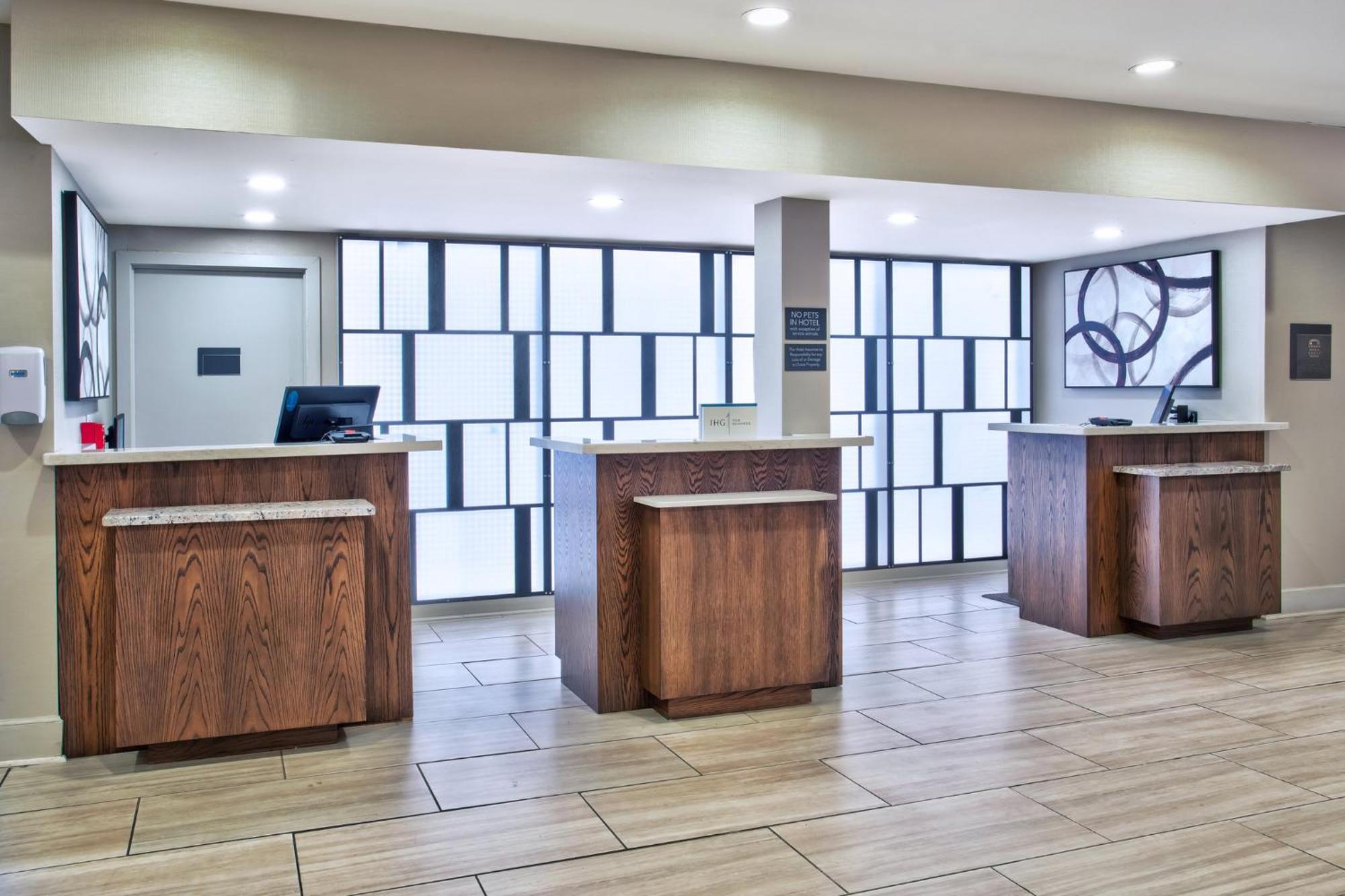 Отель Crowne Plaza Chicago-Northbrook By Ihg Экстерьер фото