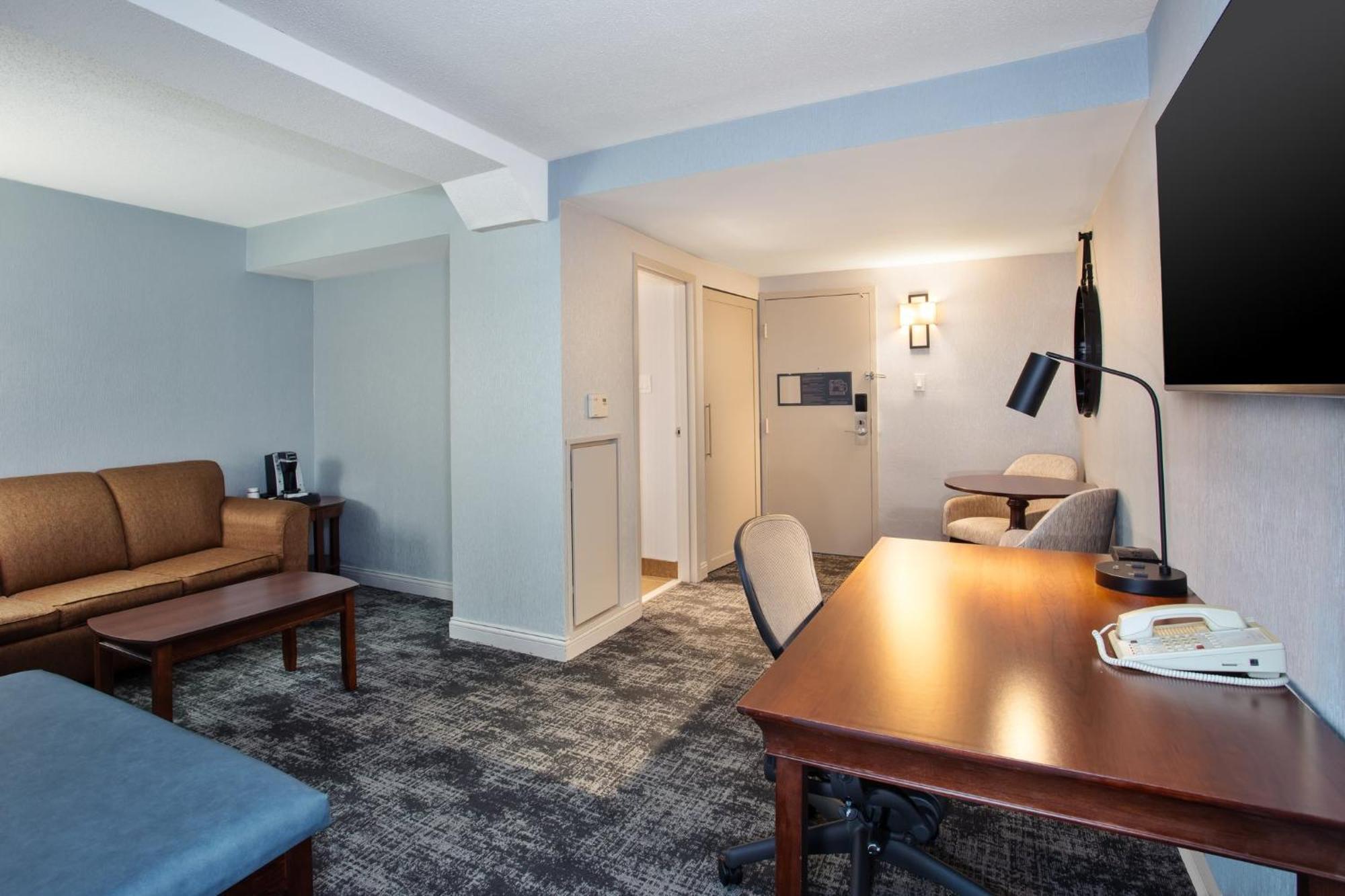 Отель Crowne Plaza Chicago-Northbrook By Ihg Экстерьер фото