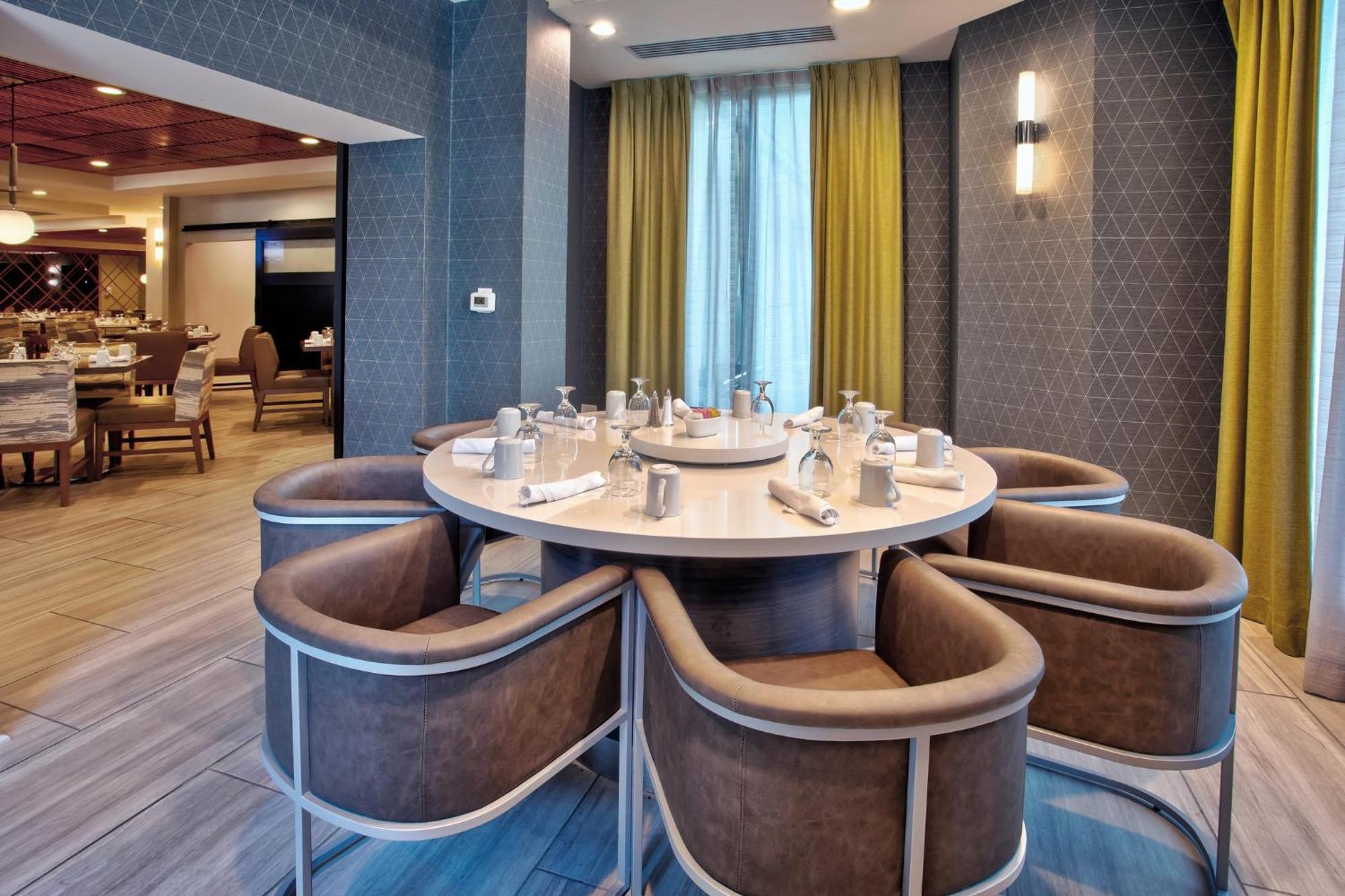 Отель Crowne Plaza Chicago-Northbrook By Ihg Экстерьер фото